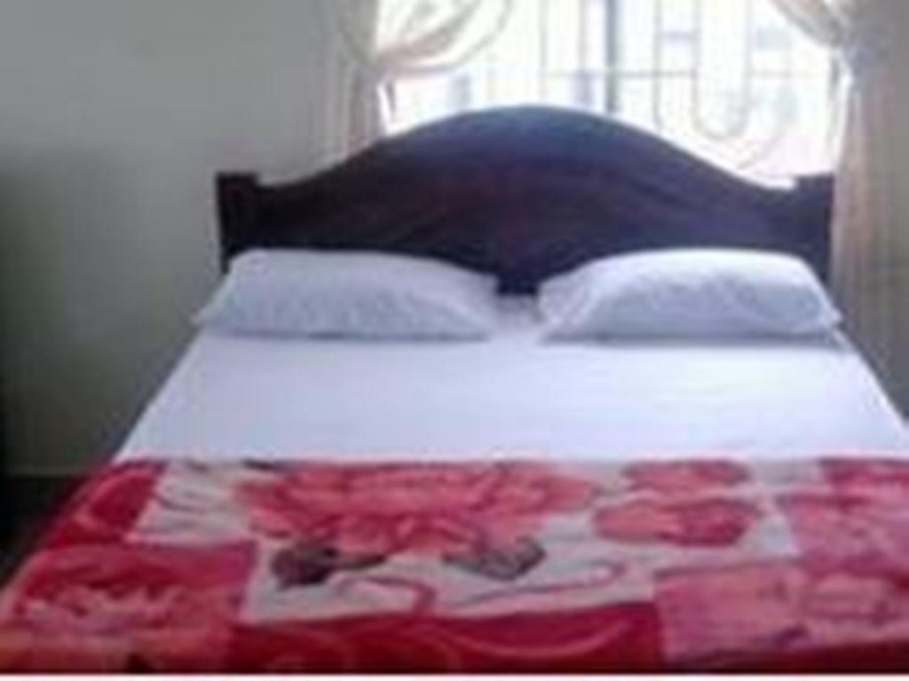 הואה Nhu Hien Hotel מראה חיצוני תמונה